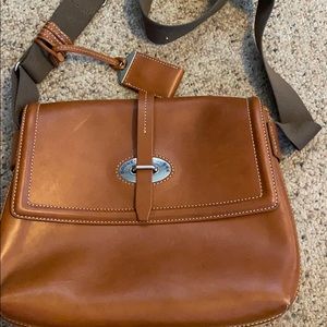 Great brown Dooney crossbody bag!